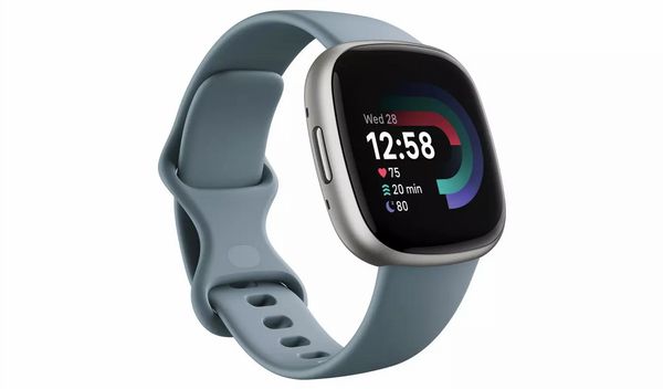 Fitbit Versa 4 Waterfall Blue Platinum /Aluminium