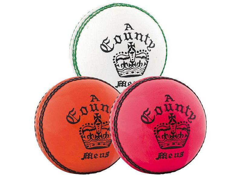 Readers County Crown Cricket Ball - Mens
